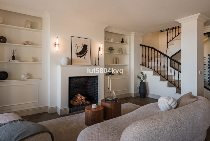 R5336851-Apartment-For-Sale-La-Quinta-Duplex-4-Beds-192-Built-1