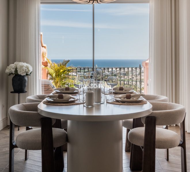 R5336851-Image 1-Duplex - 4 Beds - 192 Built