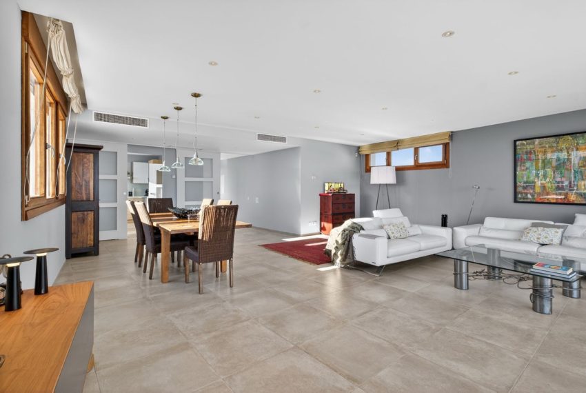 R5336908-Apartment-For-Sale-Altos-de-los-Monteros-Penthouse-3-Beds-186-Built-2