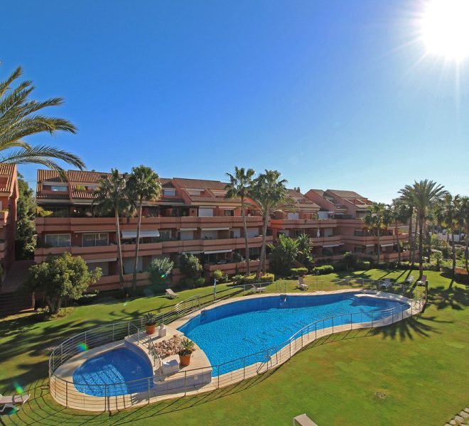 R5337037-Image 1-Ground Floor Apartment - 2 Beds - 150 Built