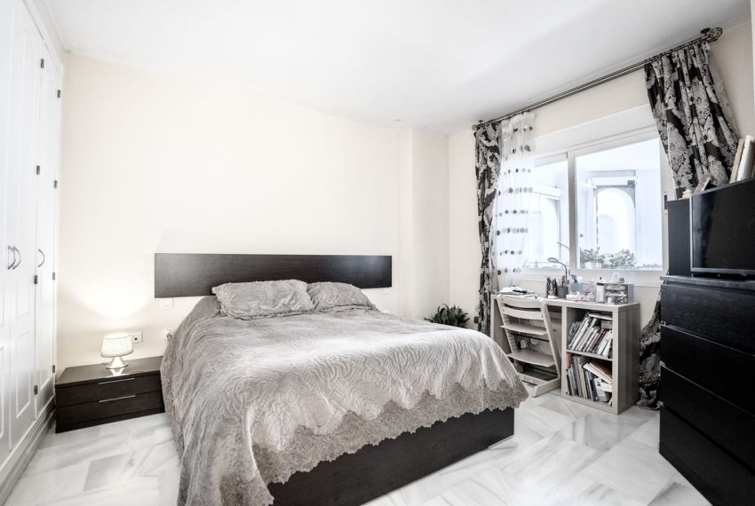 R5337286-Apartment-For-Sale-Nueva-Andalucia-Middle-Floor-Apartment-2-Beds-130-Built-8