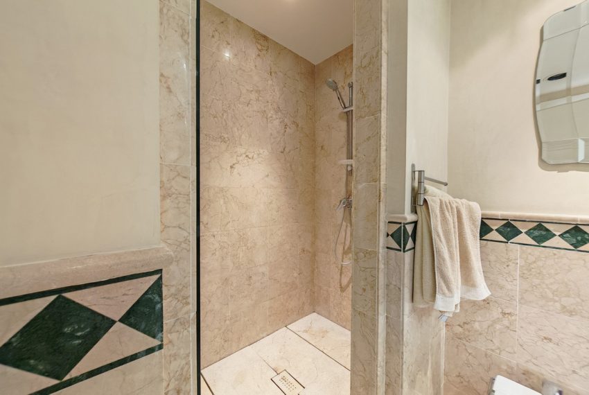 R5337445-Apartment-For-Sale-Marbella-Middle-Floor-Apartment-2-Beds-170-Built-16