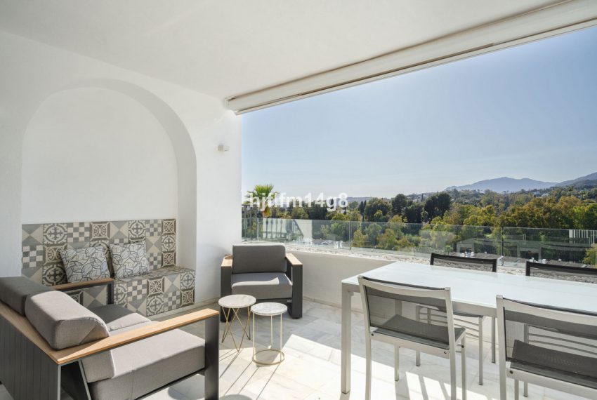 R5337460-Apartment-For-Sale-Benahavis-Middle-Floor-Apartment-3-Beds-137-Built