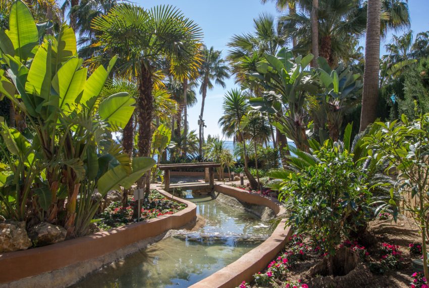 R5337499-Apartment-For-Sale-The-Golden-Mile-Middle-Floor-Apartment-3-Beds-190-Built-3