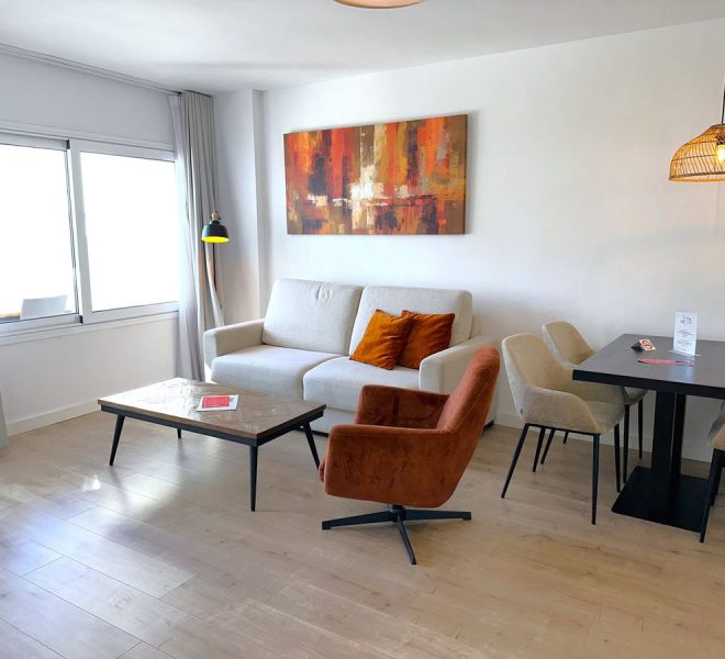 R5337757-Image 1-Ground Floor Apartment - 2 Beds - 69 Built