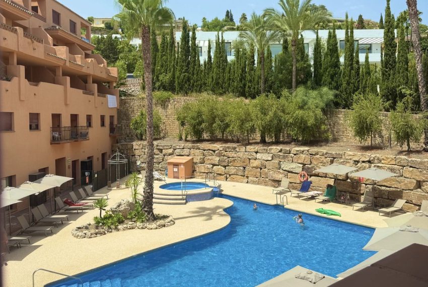 R5337760-Apartment-For-Sale-Benahavis-Middle-Floor-Apartment-2-Beds-77-Built