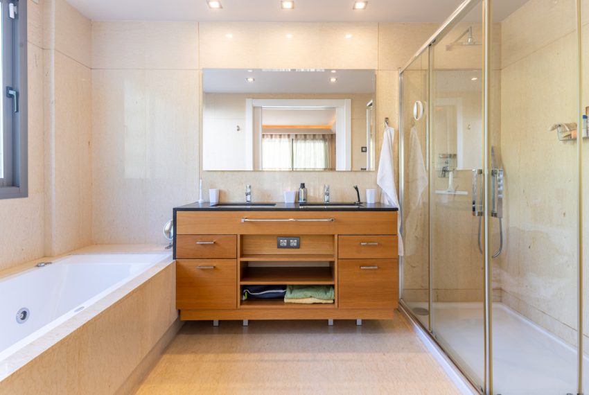 R5338999-Apartment-For-Sale-Benahavis-Middle-Floor-Apartment-3-Beds-128-Built-14