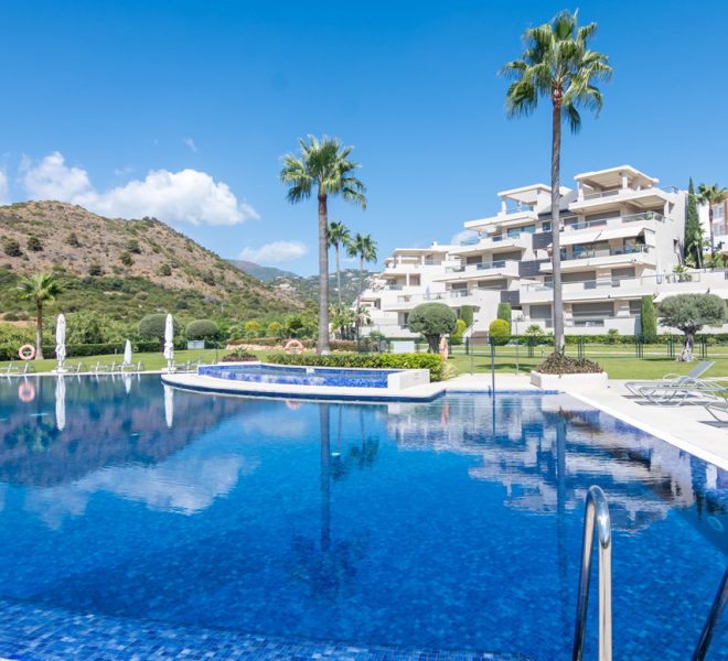 R5338999-Image 1-Middle Floor Apartment - 3 Beds - 128 Built