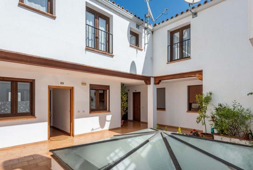 R5340766-Apartment-For-Sale-Benahavis-Top-Floor-Apartment-2-Beds-54-Built