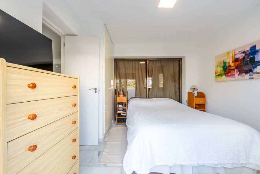 R5342119-Apartment-For-Sale-Elviria-Penthouse-2-Beds-89-Built-11