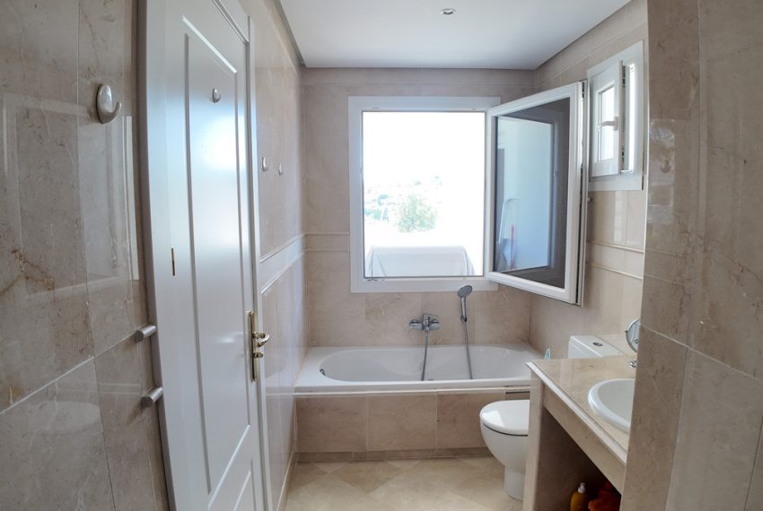 R5342476-Apartment-For-Sale-Nueva-Andalucia-Middle-Floor-Apartment-2-Beds-154-Built-14