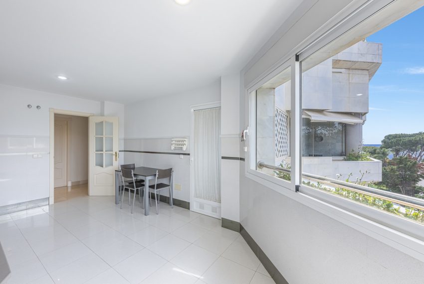 R5342575-Apartment-For-Sale-The-Golden-Mile-Middle-Floor-Apartment-2-Beds-151-Built-14