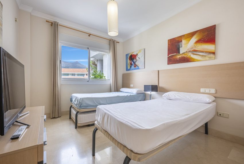 R5342575-Apartment-For-Sale-The-Golden-Mile-Middle-Floor-Apartment-2-Beds-151-Built-17