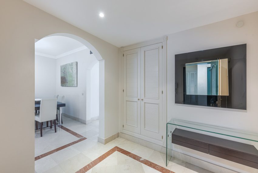 R5342575-Apartment-For-Sale-The-Golden-Mile-Middle-Floor-Apartment-2-Beds-151-Built-2