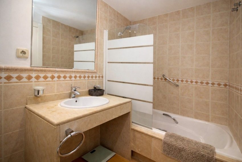 R5343157-Apartment-For-Sale-The-Golden-Mile-Middle-Floor-Apartment-2-Beds-110-Built-14