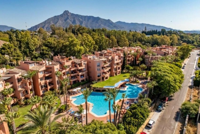 R5343157-Apartment-For-Sale-The-Golden-Mile-Middle-Floor-Apartment-2-Beds-110-Built-16