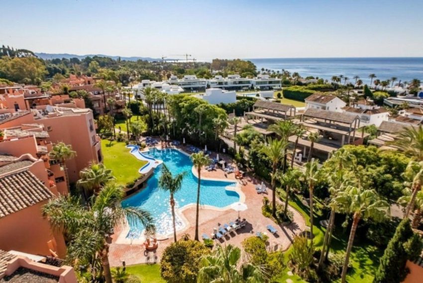 R5343157-Apartment-For-Sale-The-Golden-Mile-Middle-Floor-Apartment-2-Beds-110-Built-3