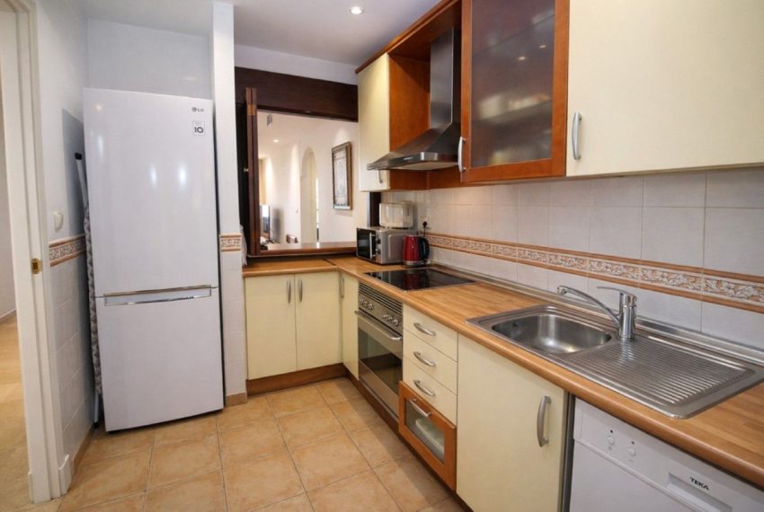 R5343157-Apartment-For-Sale-The-Golden-Mile-Middle-Floor-Apartment-2-Beds-110-Built-9