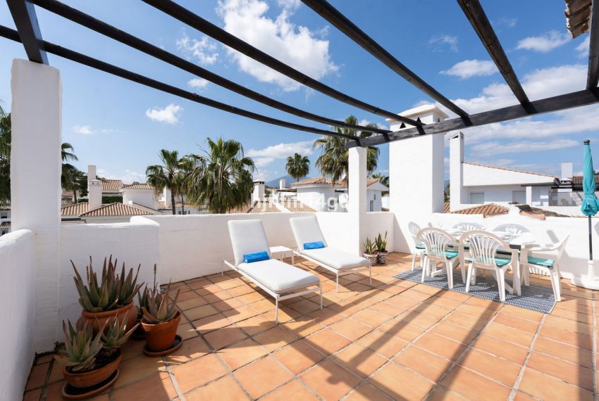 R5343694-Apartment-For-Sale-Nueva-Andalucia-Penthouse-1-Beds-103-Built