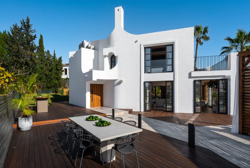 R5344426-House-For-Sale-Nueva-Andalucia-Detached-Villa-4-Beds-224-Built-1