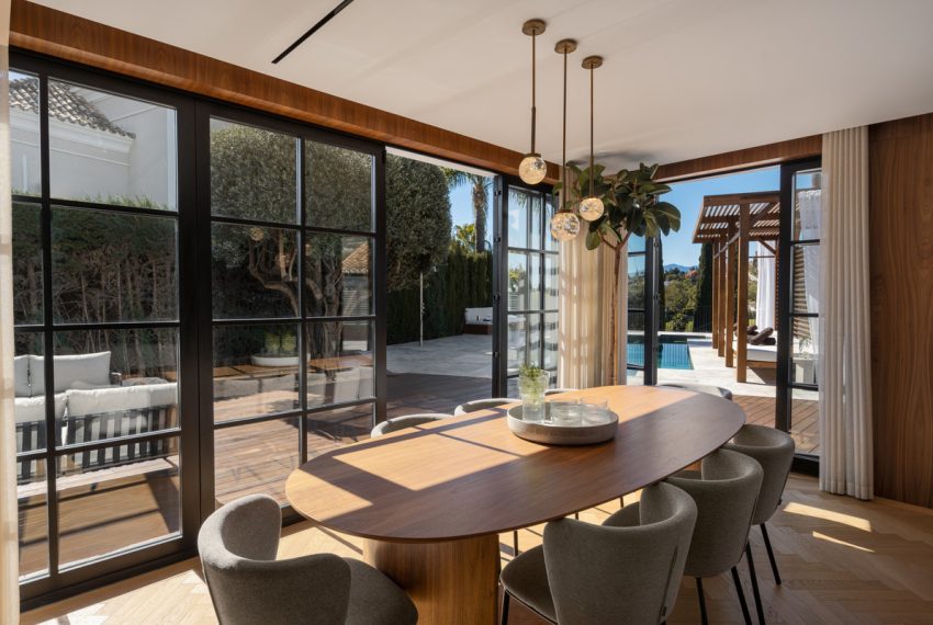 R5344426-House-For-Sale-Nueva-Andalucia-Detached-Villa-4-Beds-224-Built-14