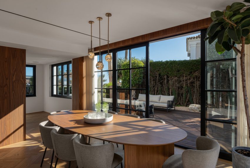 R5344426-House-For-Sale-Nueva-Andalucia-Detached-Villa-4-Beds-224-Built-15