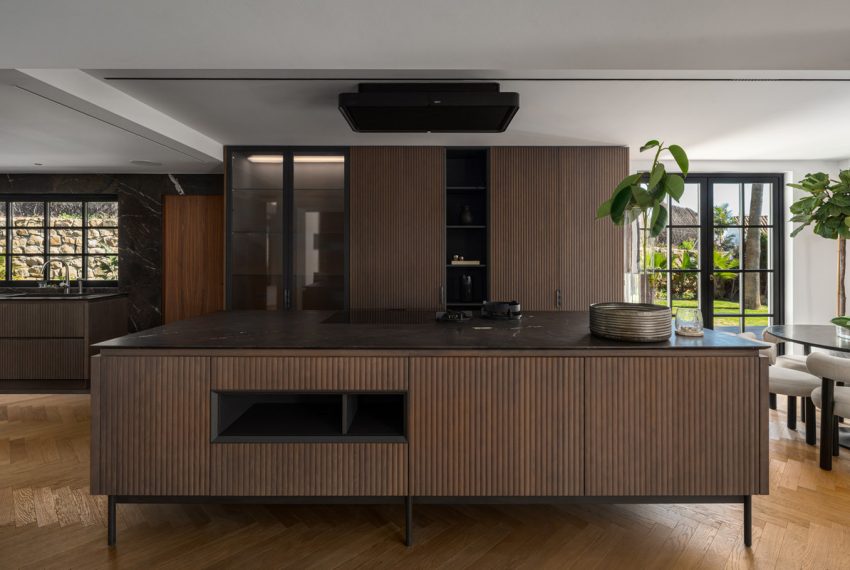 R5344426-House-For-Sale-Nueva-Andalucia-Detached-Villa-4-Beds-224-Built-18