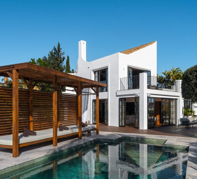 R5344426-Image 1-Detached Villa - 4 Beds - 224 Built