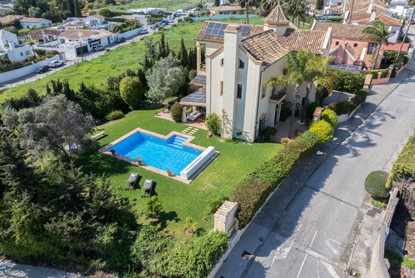 R5346124-House-For-Sale-San-Pedro-de-Alcantara-Detached-Villa-5-Beds-362-Built-1