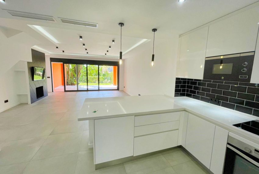 R5346175-House-For-Sale-El-Paraiso-Townhouse-3-Beds-150-Built-1