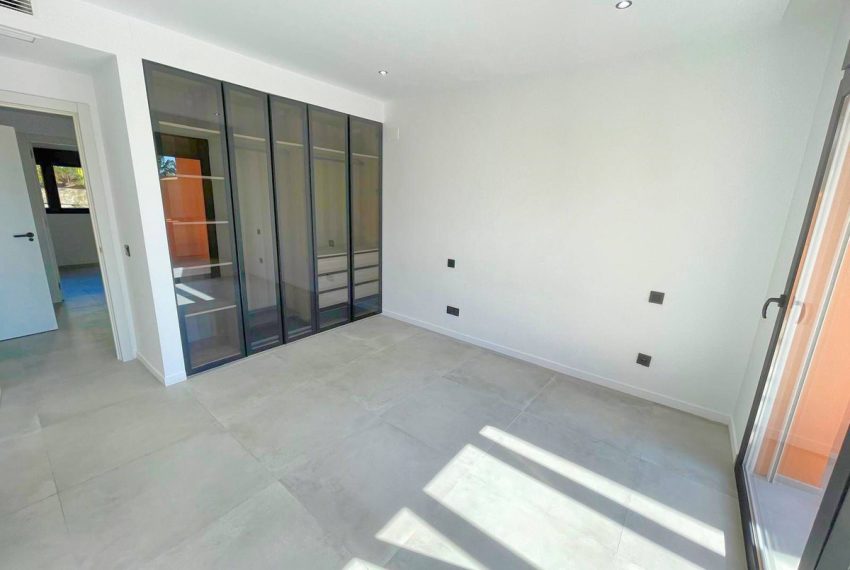 R5346175-House-For-Sale-El-Paraiso-Townhouse-3-Beds-150-Built-15