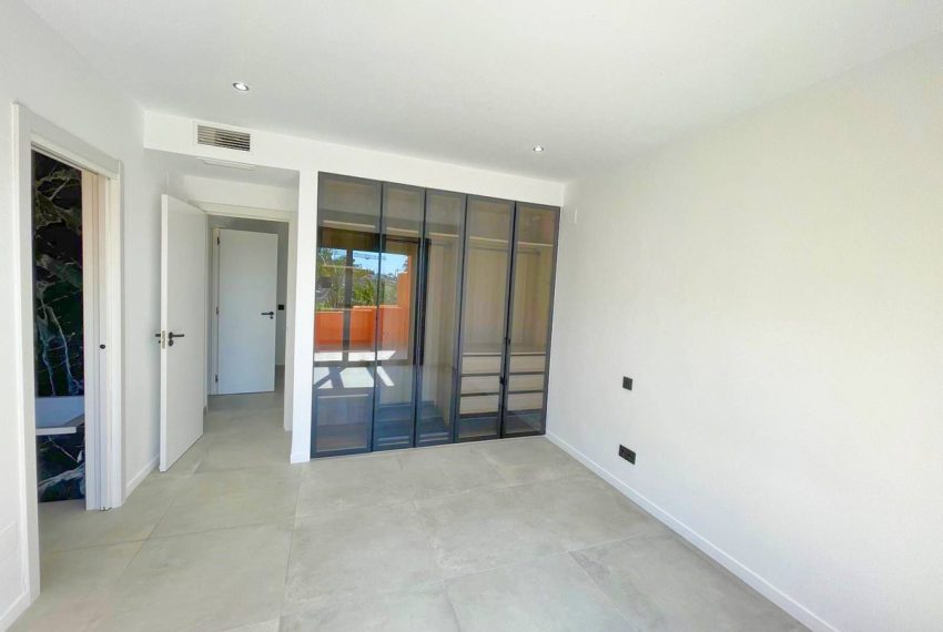 R5346175-House-For-Sale-El-Paraiso-Townhouse-3-Beds-150-Built-16