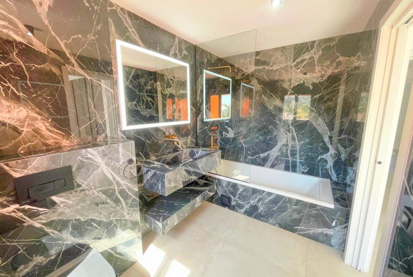 R5346175-House-For-Sale-El-Paraiso-Townhouse-3-Beds-150-Built-17