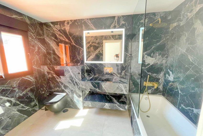 R5346175-House-For-Sale-El-Paraiso-Townhouse-3-Beds-150-Built-18