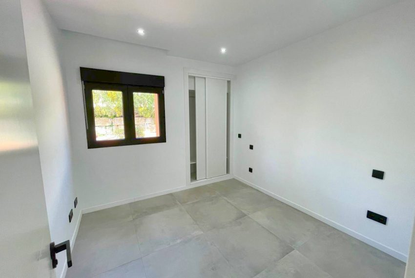 R5346175-House-For-Sale-El-Paraiso-Townhouse-3-Beds-150-Built-19