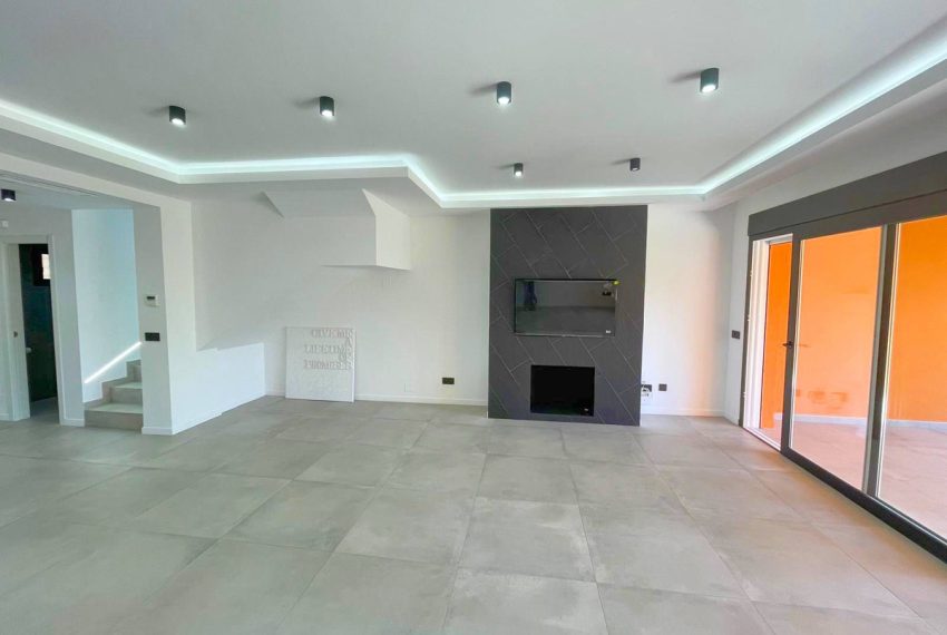 R5346175-House-For-Sale-El-Paraiso-Townhouse-3-Beds-150-Built-5