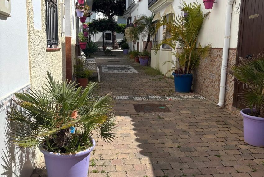 R5346316-House-For-Sale-Estepona-Townhouse-2-Beds-97-Built