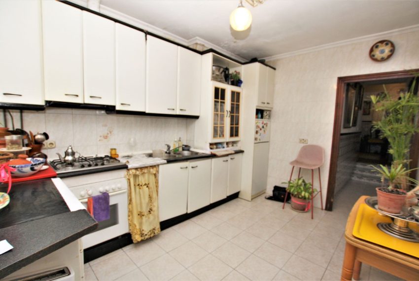 R5346388-House-For-Sale-Marbella-Townhouse-6-Beds-220-Built-2