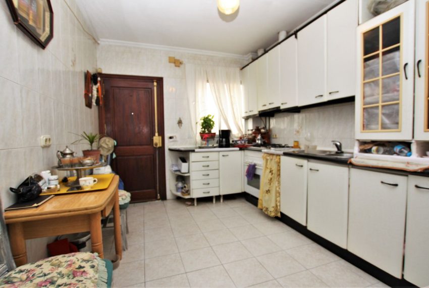 R5346388-House-For-Sale-Marbella-Townhouse-6-Beds-220-Built-4