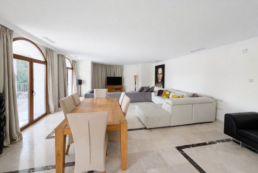 R5346490-House-For-Sale-Benahavis-Detached-Villa-7-Beds-876-Built-16