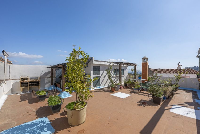 R5346598-Apartment-For-Sale-Ojen-Penthouse-Duplex-2-Beds-103-Built-1