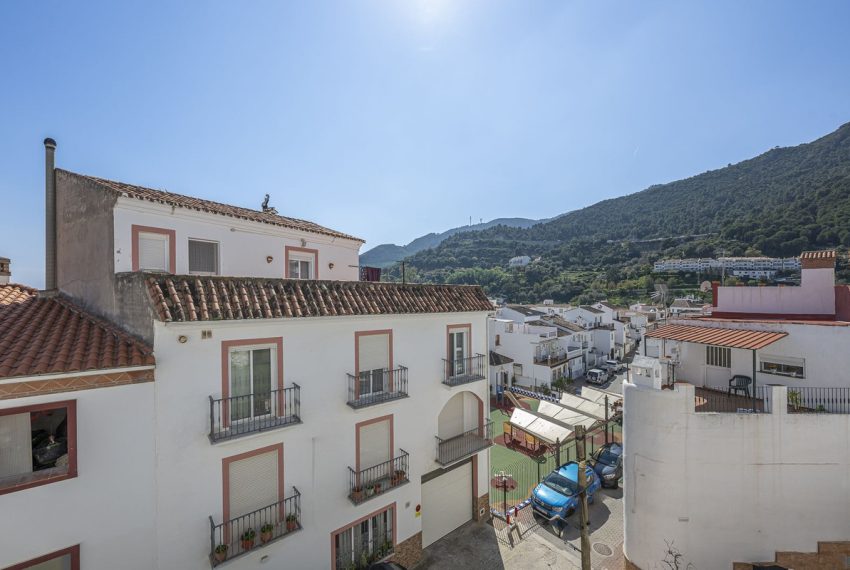 R5346598-Apartment-For-Sale-Ojen-Penthouse-Duplex-2-Beds-103-Built-18