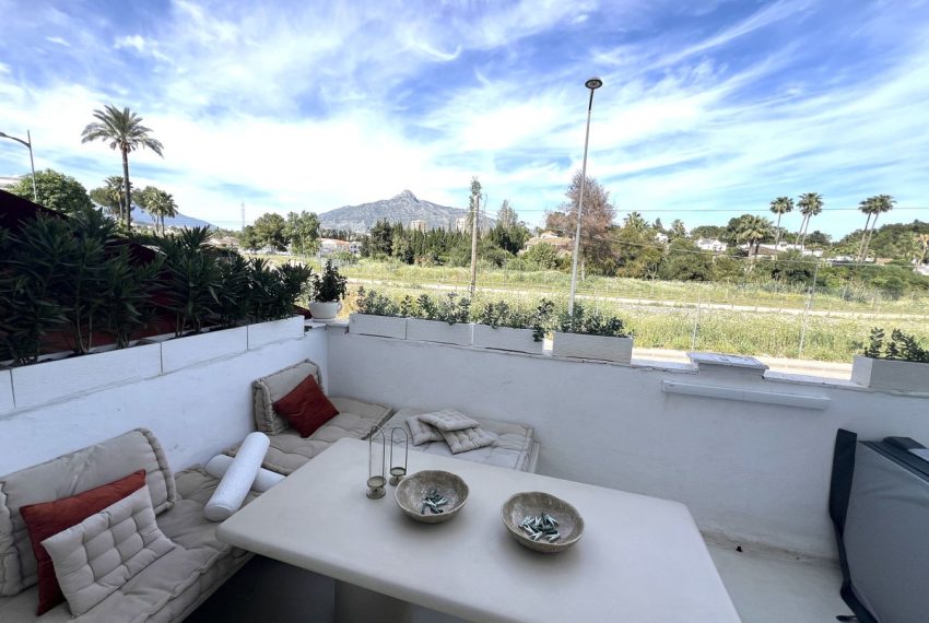 R4137199-Apartment-For-Sale-Nueva-Andalucia-Ground-Floor-Apartment-3-Beds-121-Built