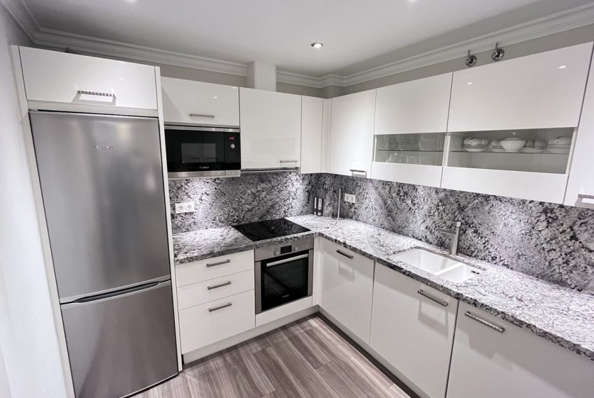 R4312162-Apartment-For-Sale-Puerto-Banus-Middle-Floor-Apartment-2-Beds-90-Built-4