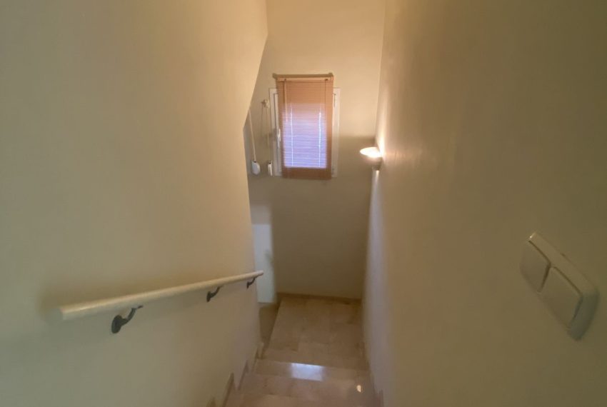 R4688032-Apartment-For-Sale-La-Quinta-Duplex-3-Beds-137-Built-10