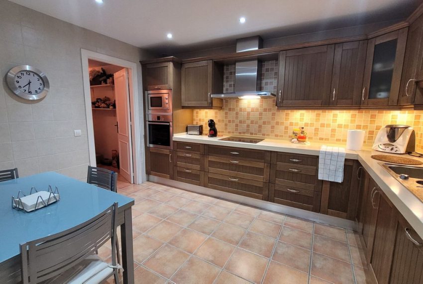 R4853992-Apartment-For-Sale-Nueva-Andalucia-Ground-Floor-Apartment-3-Beds-85-Built-9