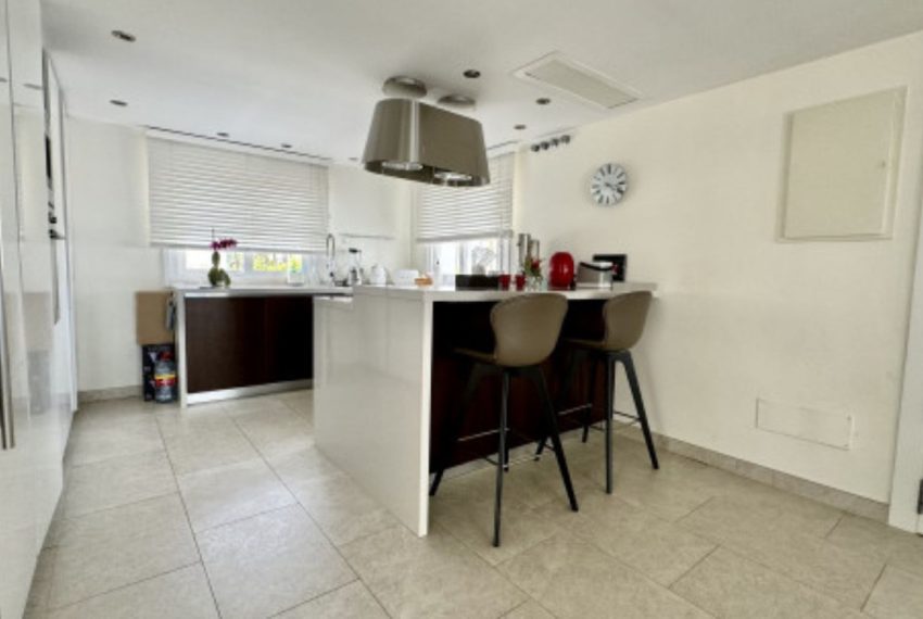 R5009188-Apartment-For-Sale-Estepona-Penthouse-3-Beds-200-Built-2