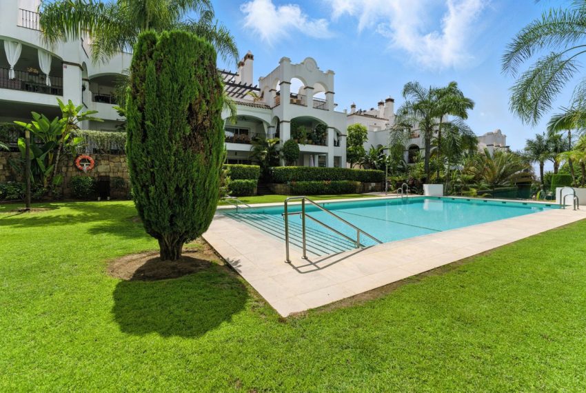 R5071018-Apartment-For-Sale-Nagueles-Middle-Floor-Apartment-4-Beds-199-Built-10