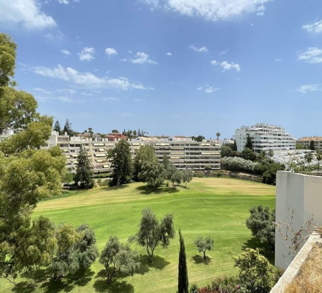 R5081458-Image 1-Top Floor Apartment - 3 Beds - 153 Built