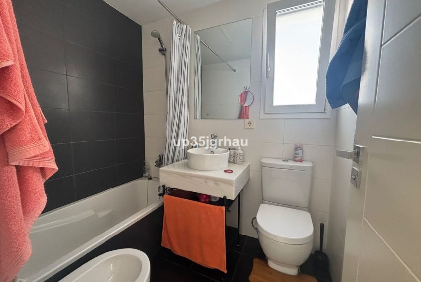 R5164174-Apartment-For-Sale-Estepona-Penthouse-2-Beds-103-Built-9